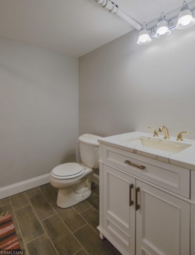 11316 Heights Dr, Minneapolis MN  55433-3528 exterior