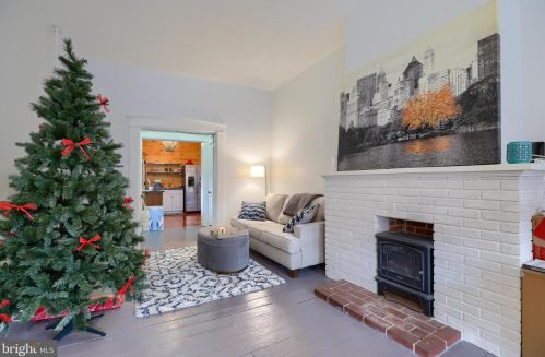 433 Walnut St, Lancaster PA  17603-3362 exterior