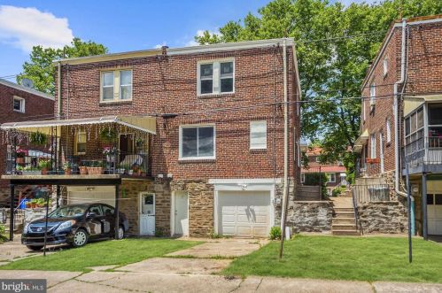 6885 19th St, Philadelphia, PA 19126-1534