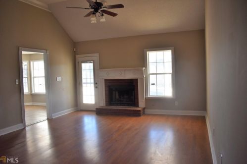 101 Chamberlain Dr, Warner Robins, GA 31088-3100