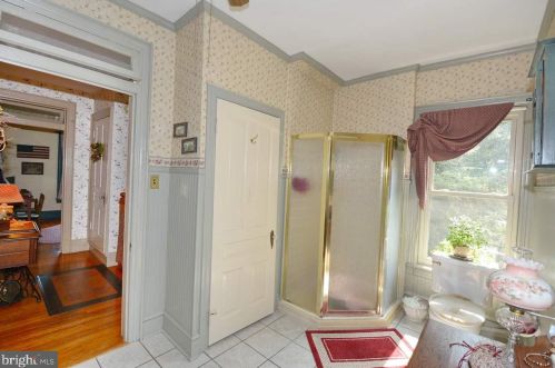 501 Baer Ave, Hanover PA 17331-2703 exterior