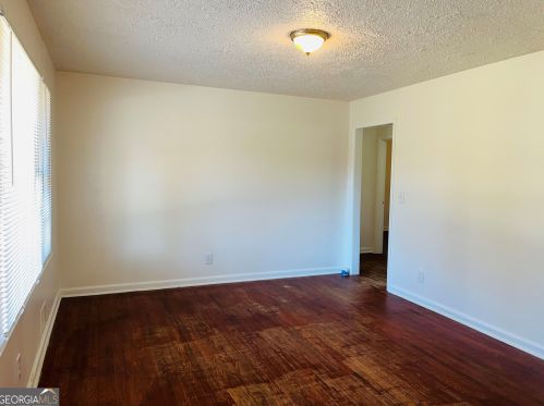 2702 Fairlane Dr, Atlanta GA  30354-2124 exterior