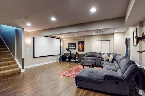 725 Bluebell Ln, Pingree Grove IL  60140-9154 exterior