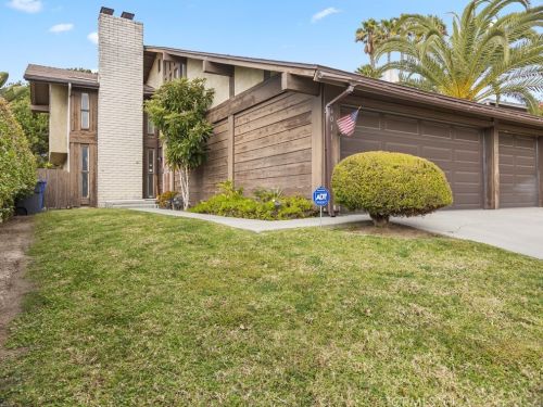 4011 Crescent Point Rd, Carlsbad, CA 92008-3610