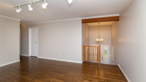 834 Coventry Ln, Bull Valley, IL 60014-7614