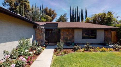 148 Sabra Ave, Calabasas, CA 91377-1129