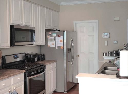 412 Merlot Ct, Oswego, IL 60543-6024