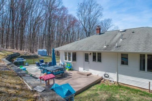 11 Appio Dr, Dover NJ  07869-2401 exterior