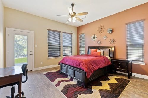 2151 Texas Plume Rd, Cedar Hill TX 75104-3602 exterior