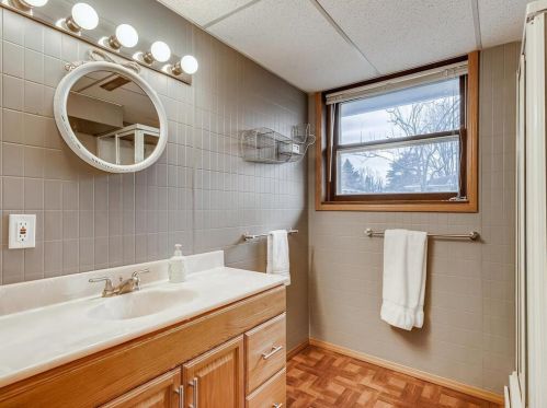 1911 Grant Rd, Saint Paul MN  55112 exterior