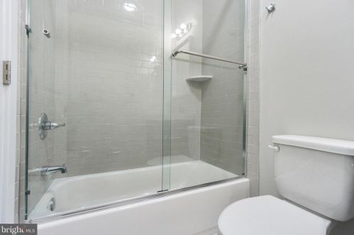 1226 27 St, Philadelphia PA 19121-4640 exterior