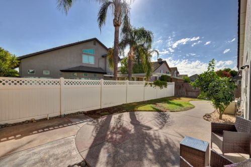8539 Sun Sprite Ct, Elk Grove CA  95624-3809 exterior