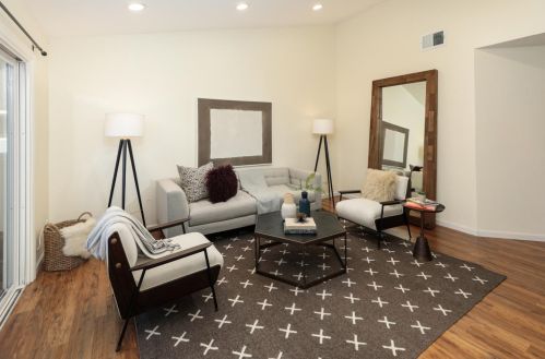 270 Shadow Run Dr, San Jose, CA 95110-3554