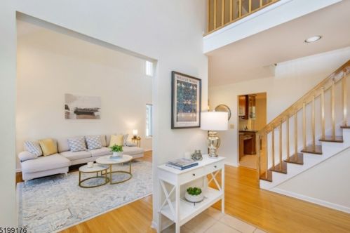 2 Brookview Cir, Dover NJ  07869-4636 exterior