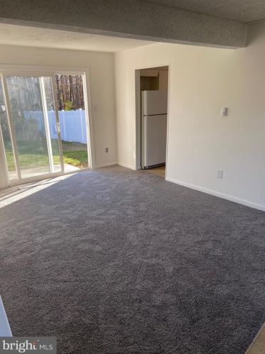 108 Hampshire Rd, Erial, NJ 08081-2110