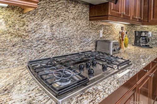 16352 Sierra Heights Dr, Riverside CA  92503-8457 exterior