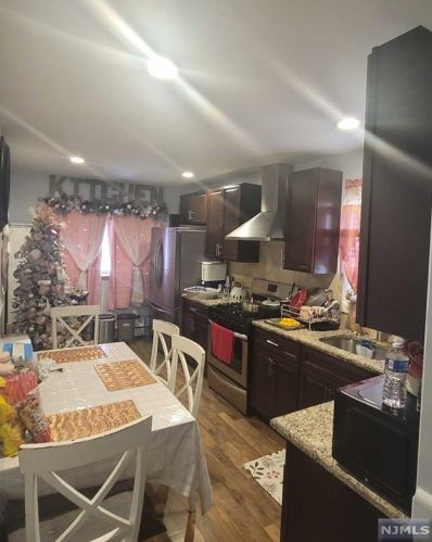 26 5th St, Paterson NJ  07522-1325 exterior