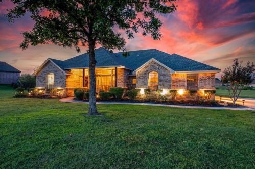 6937 Rocky Chris Ct, Fort Worth, TX 76126-6446