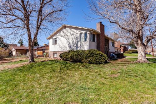 12020 63rd Pl, Arvada CO  80004-4006 exterior