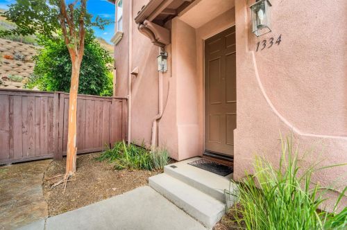 1334 Sky Ridge Ct, San Marcos, CA 92078-1053