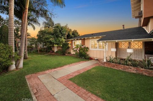 2415 Palm Cir, Arcadia, CA 91007-5171