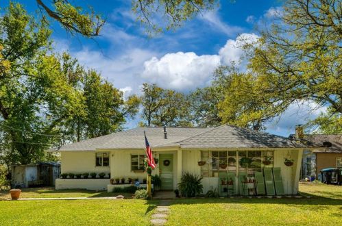 6601 Cahoba Dr, Fort Worth, TX 76135-4406