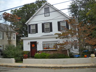 6 Reeve Ave, Bloomingdale, NJ 07403-1619