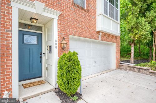 600 English Ivy Way, Aberdeen MD  21001-2673 exterior