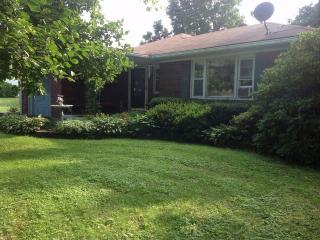 117 Garrison Rd, Delaware Park, NJ 08865-2125
