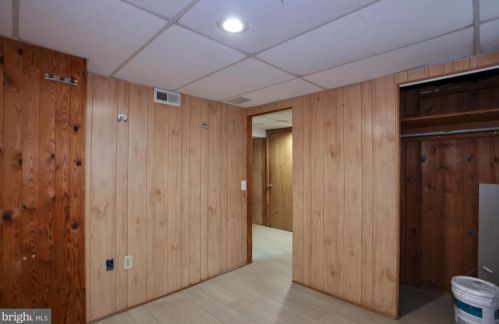 1110 Ruatan St, Silver Spring MD 20903-3319 exterior