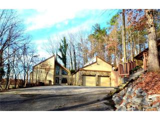 200 Dale Ave, Calhoun, GA 30701-2470