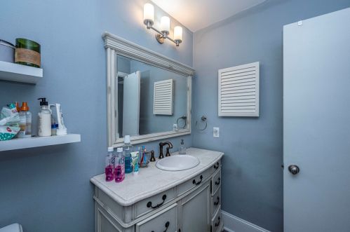 1 Lake Village Ln, Isle Of Palms SC  29451-2713 exterior