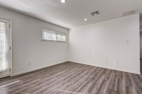 8746 Aldwick Dr, Dallas TX  75238-3420 exterior