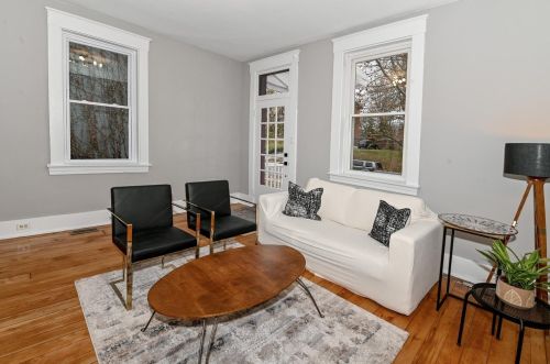 2612 Hemlock St, Cincinnati OH  45206-1608 exterior