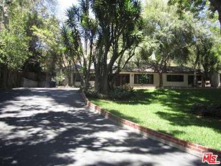 7931 Woodrow Wilson Dr, Los Angeles CA  90046-1216 exterior