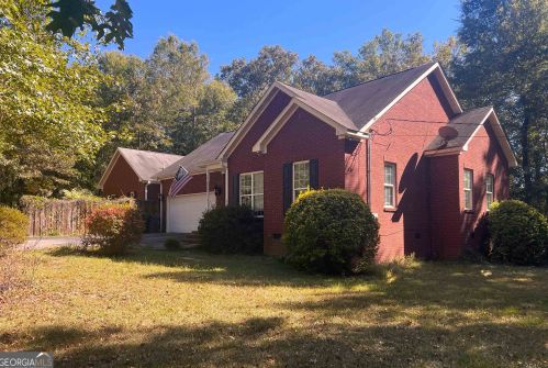 382 Evans Rd, Milner, GA 30257-3106