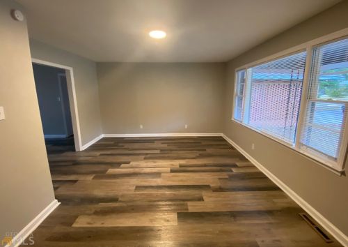 209 Sparta St, Warner Robins, GA 31088-5151