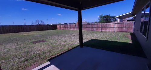 7205 Mistletoe Trl, Granbury TX  76048-3310 exterior