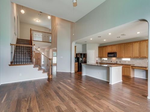 8313 Rolling Rock Dr, Fort Worth TX  76123-1891 exterior