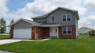 932 Curwick Dr, Bourbonnais, IL 60914-1498