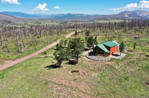 2221 Sigler Dr, Sangre De Cristo Ranches CO exterior