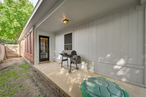 5724 Northfield Dr, Fort Worth TX  76179-3750 exterior