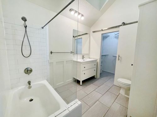 10837 Gable Dr, Dallas TX  75229-6902 exterior