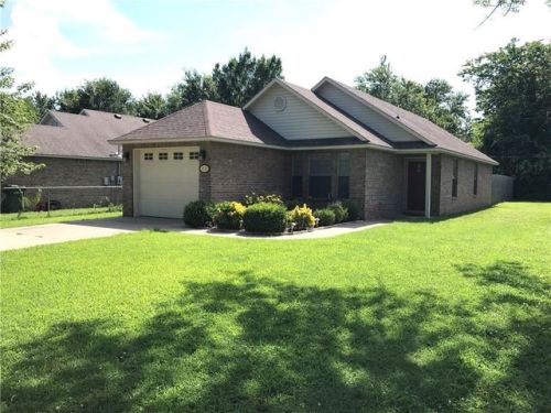1031 Walnut St, Sallisaw, OK 74955-6843