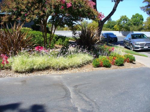6004 Shadow Ln, Citrus Heights, CA 95621-6010