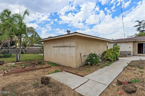 9332 Tarryton Ave, Whittier CA 90605-2543 exterior