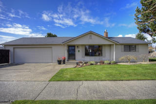 1320 Cheyenne St, Tacoma, WA 98406-3716
