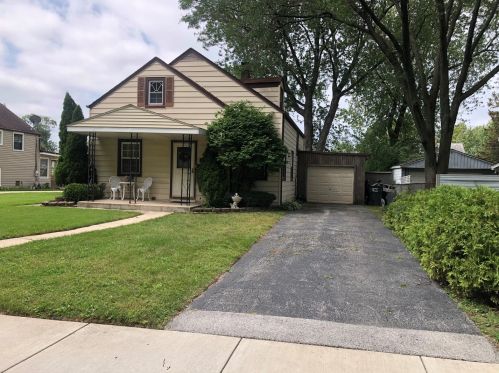 11444 Harry J Rogowski Dr, Chicago, IL 60803-4594