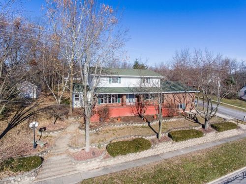 1100 Seil Rd, Joliet, IL 60404-9118