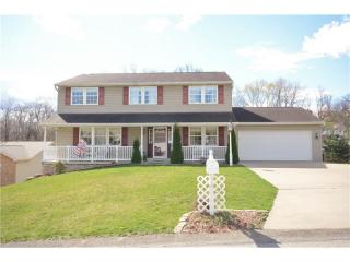 2285 The Cir, Washington, PA 15301-2665